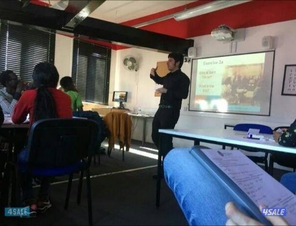 💁♂️ English language lessons and IELTS preparation at your service!3