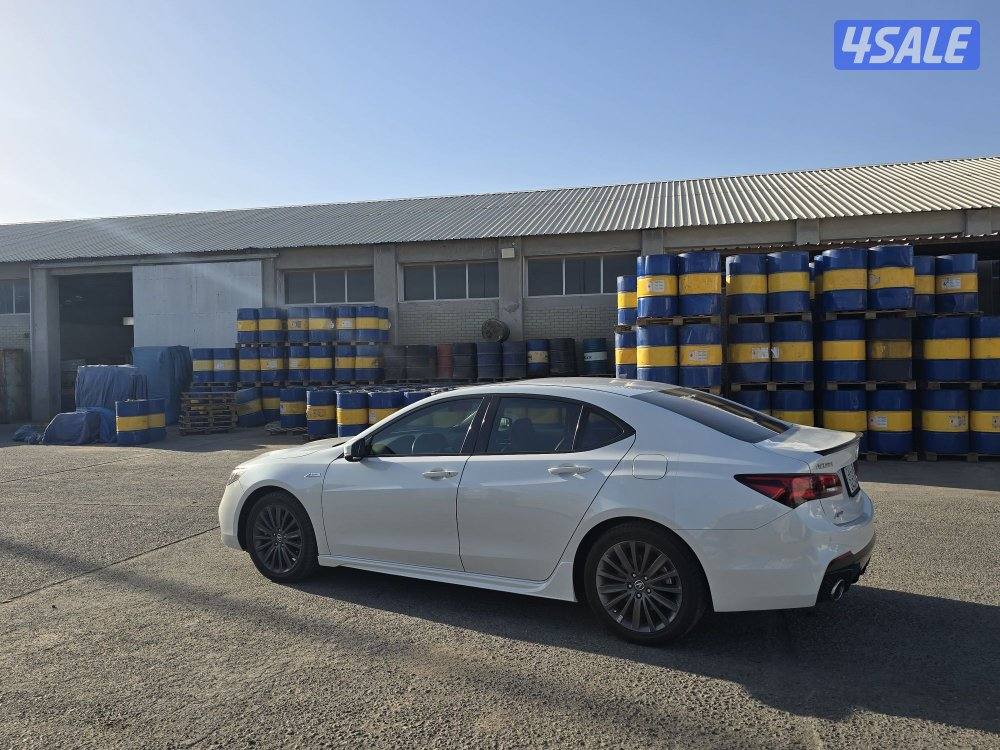 للبيع أكيورا A-Spec1