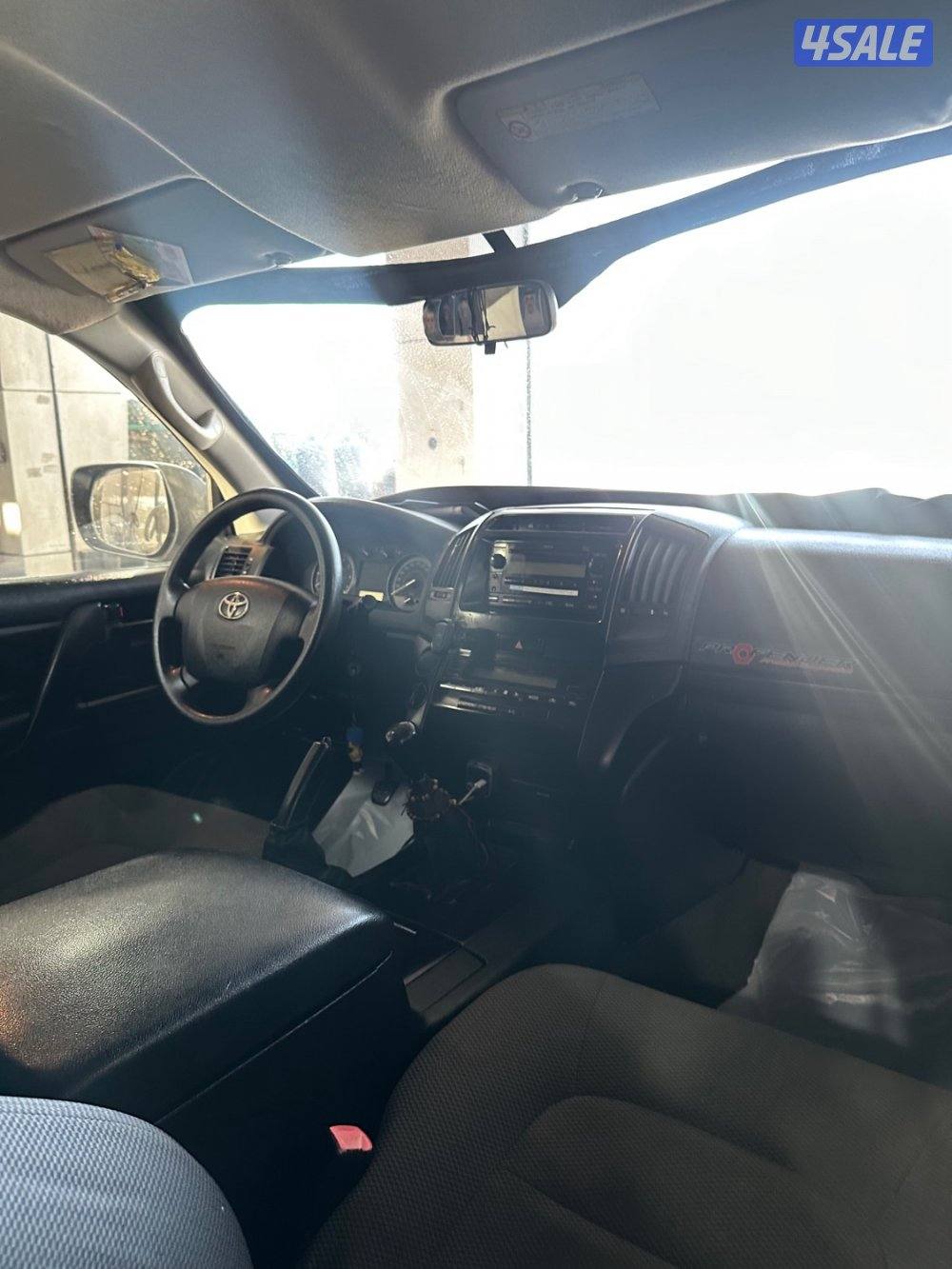 للبيع لاند ستاندر وارد عمان2