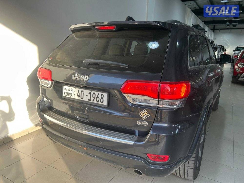 Jeep Grand Cherokee Overland4