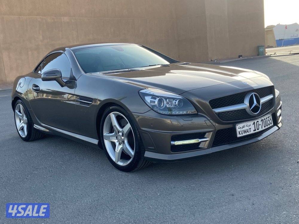 مرسيدس SLK350 موديل 2012 _٦ سلندر عداد 108 الف كم فقط2