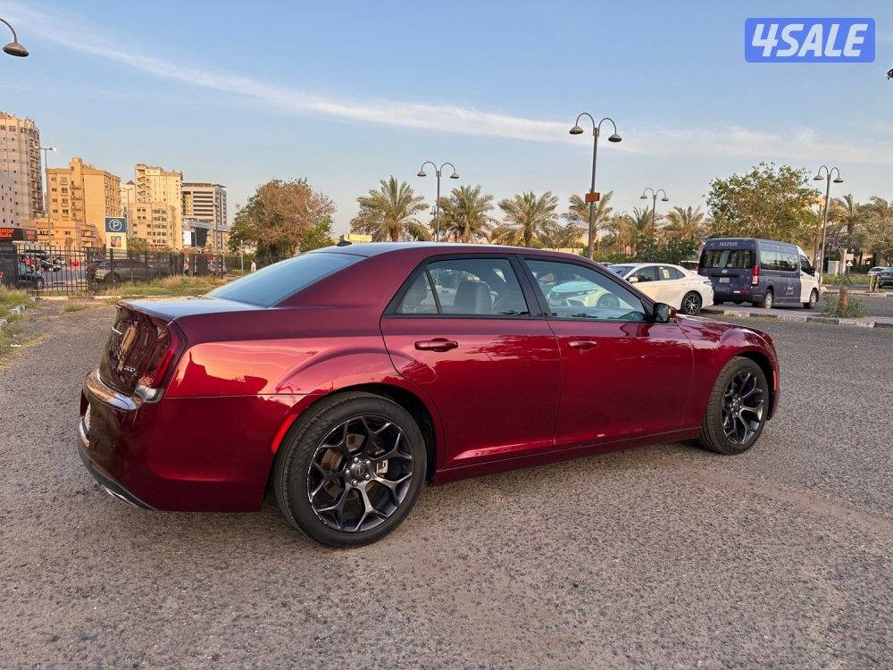 كرايزلر S300 موديل 20213