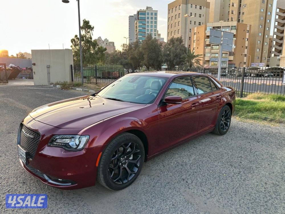 كرايزلر S300 موديل 20212