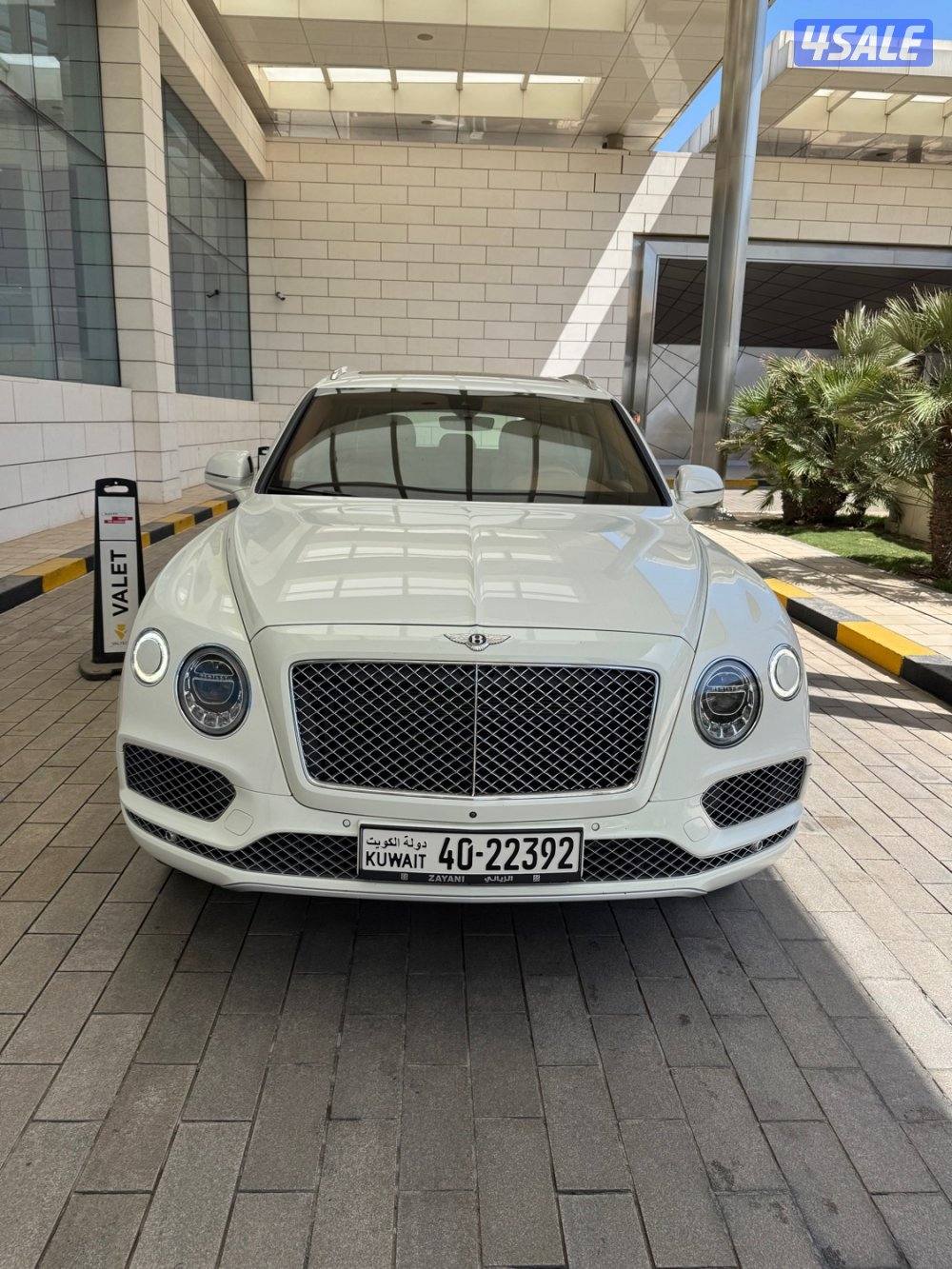 بنتلي بنتايجا 2017 بحاله ممتازه4