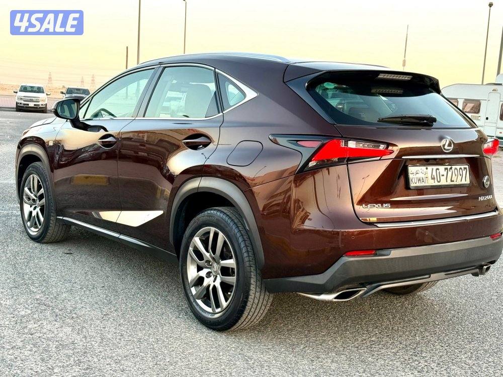 جيب لكزس NX200T الساير 20174