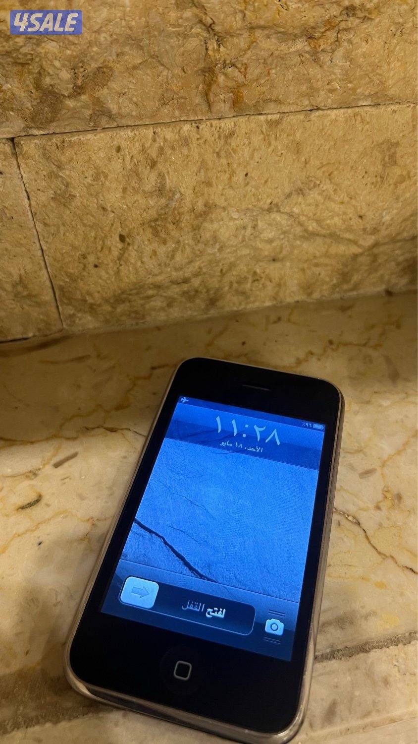 iPhone 3s ايفون قديم1