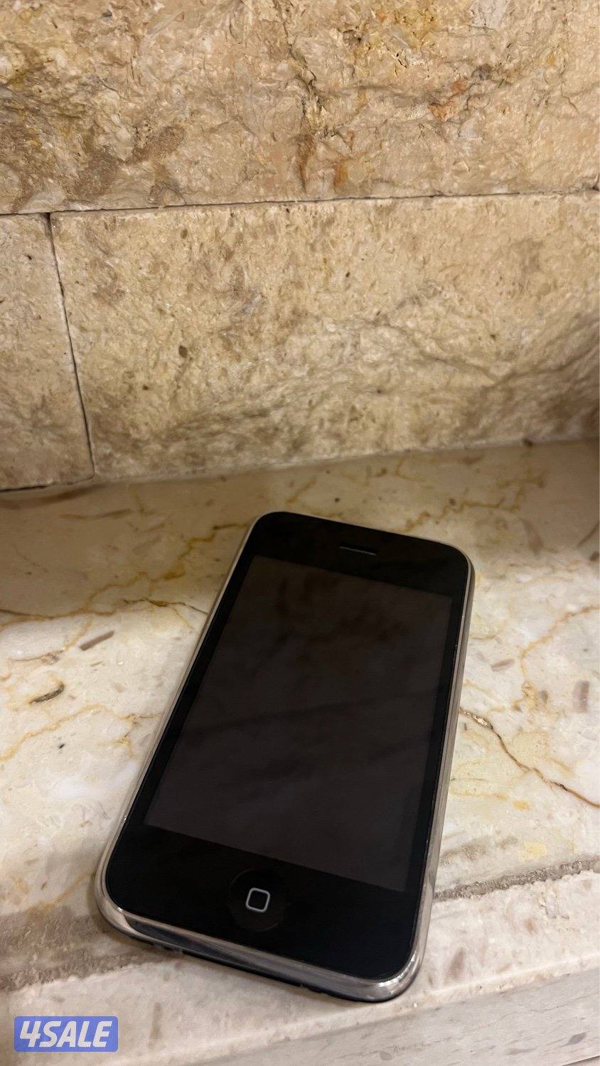 iPhone 3s ايفون قديم2