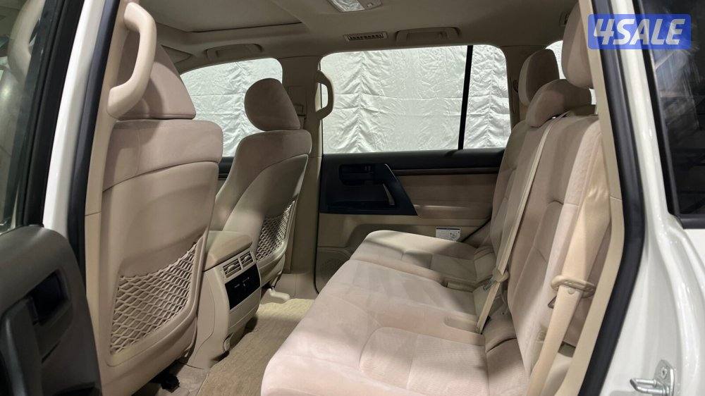TOYOTA LAND CRUISER 19H8-GXRCNE4