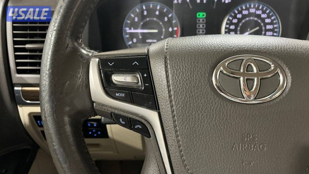 TOYOTA LAND CRUISER 19H8-GXRCNE8