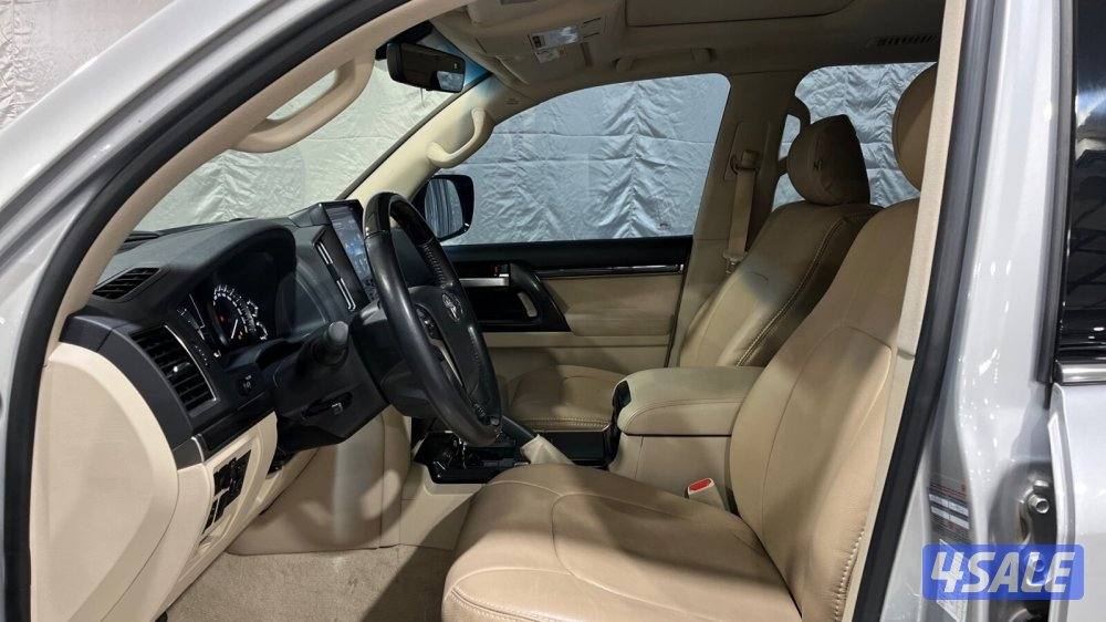 TOYOTA LAND CRUISER Toyota LAND CRUISER 20205