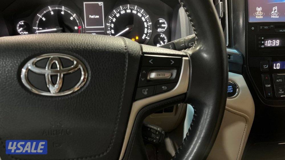 TOYOTA LAND CRUISER Toyota LAND CRUISER 20208