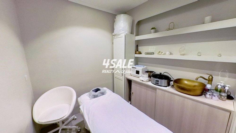 للايجار صالون سيدات في بنيد القار تشطيب راقى مساحة ٩٠ متر5