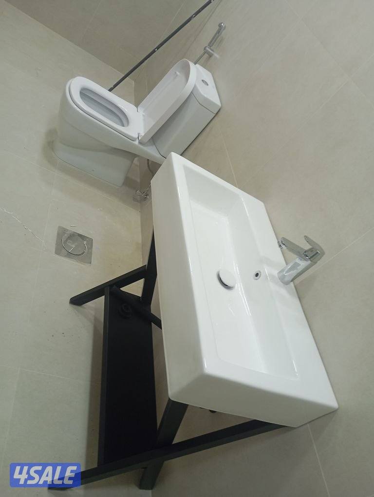 معلم و فني صحي اقل الاسعار تركيب وتمديد الحمامات وتركيب الاكسسوارات5