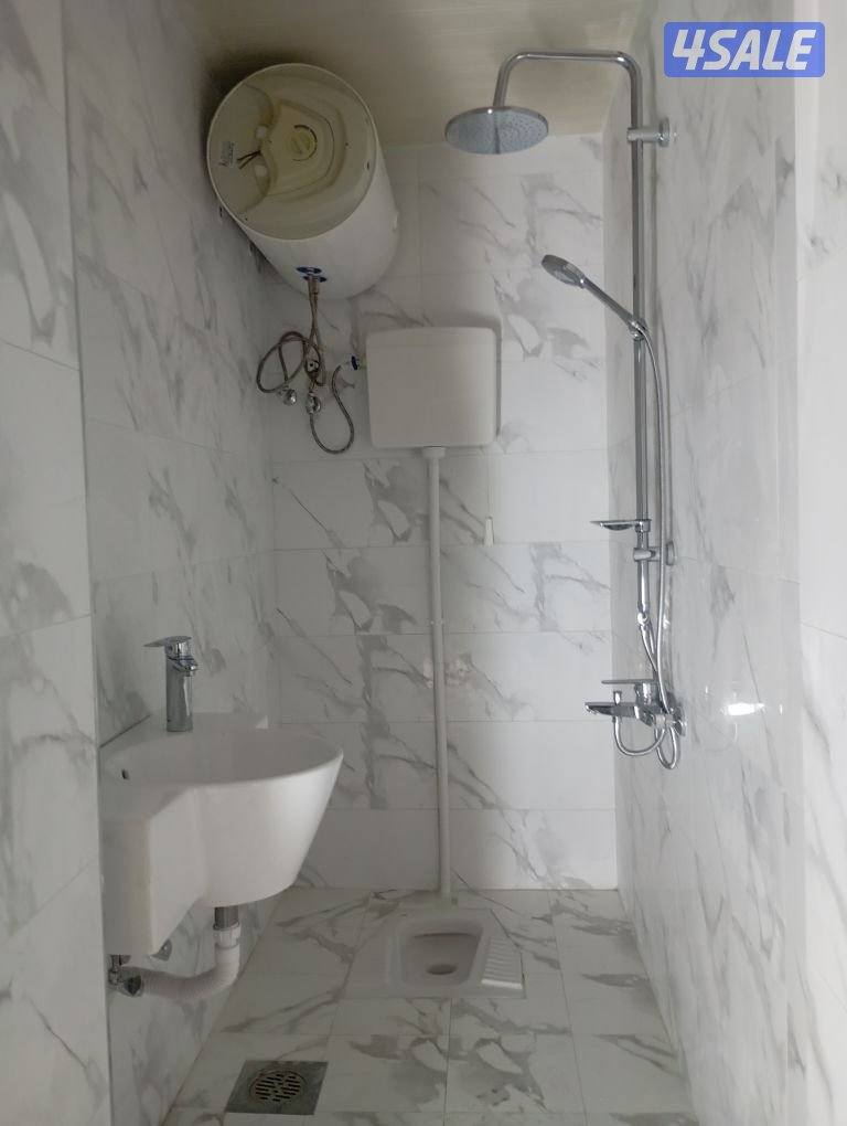 معلم و فني صحي اقل الاسعار تركيب وتمديد الحمامات وتركيب الاكسسوارات8