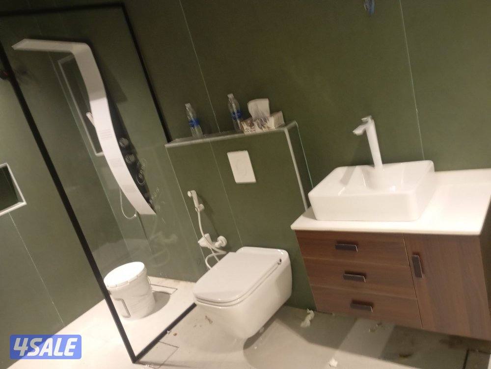 معلم و فني صحي اقل الاسعار تركيب وتمديد الحمامات وتركيب الاكسسوارات12