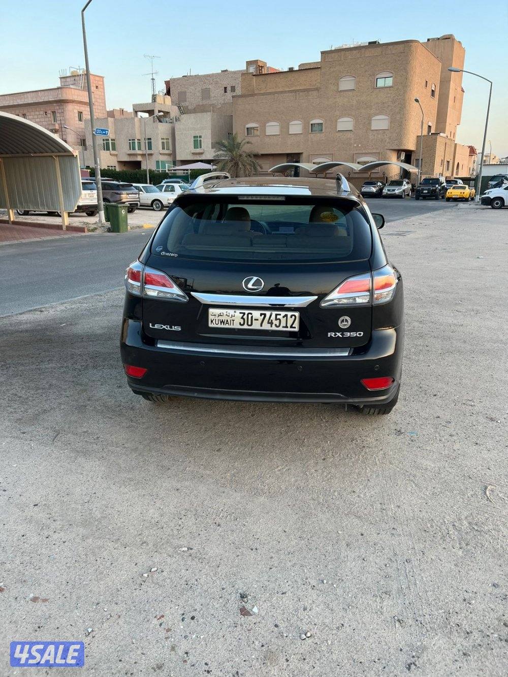 للبيع لكزس RX 350 موديل 2015 بحالة الوكالة شرط الفحص3