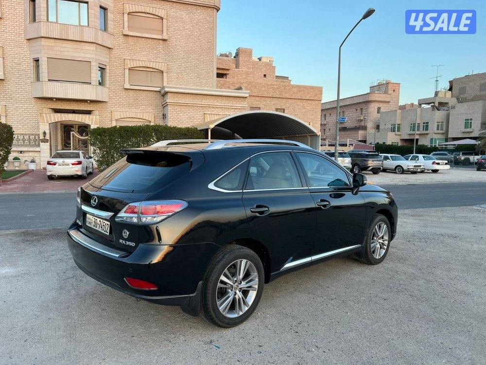 للبيع لكزس RX 350 موديل 2015 بحالة الوكالة شرط الفحص2