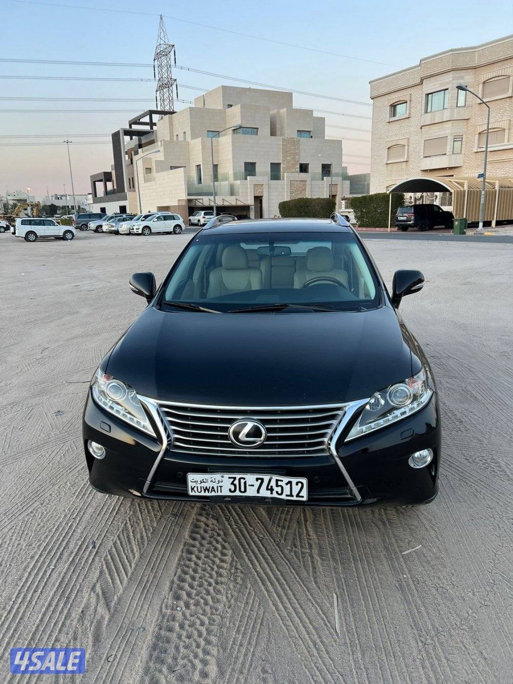 للبيع لكزس RX 350 موديل 2015 بحالة الوكالة شرط الفحص8
