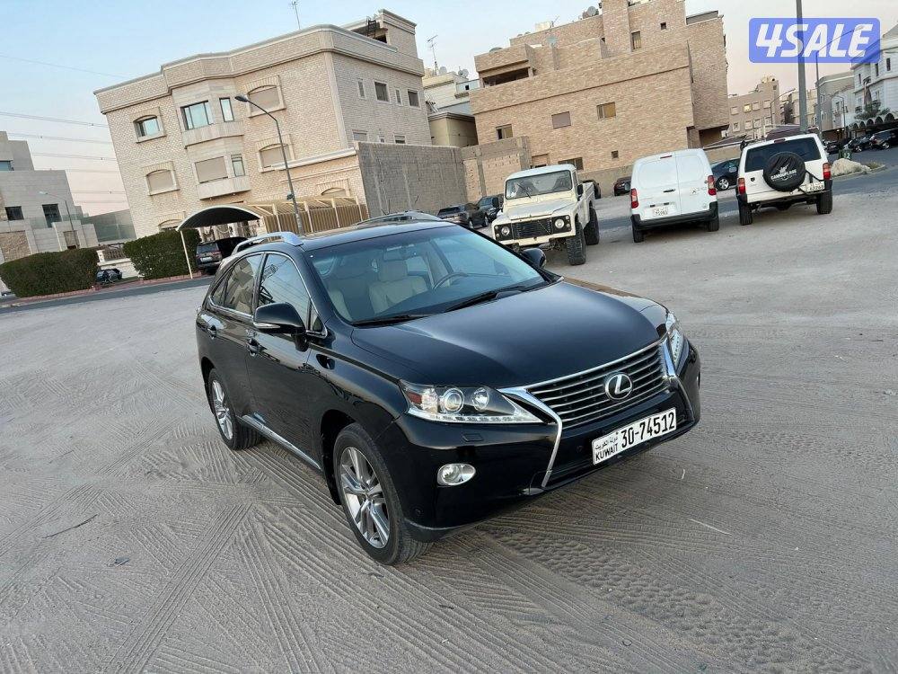 للبيع لكزس RX 350 موديل 2015 بحالة الوكالة شرط الفحص9
