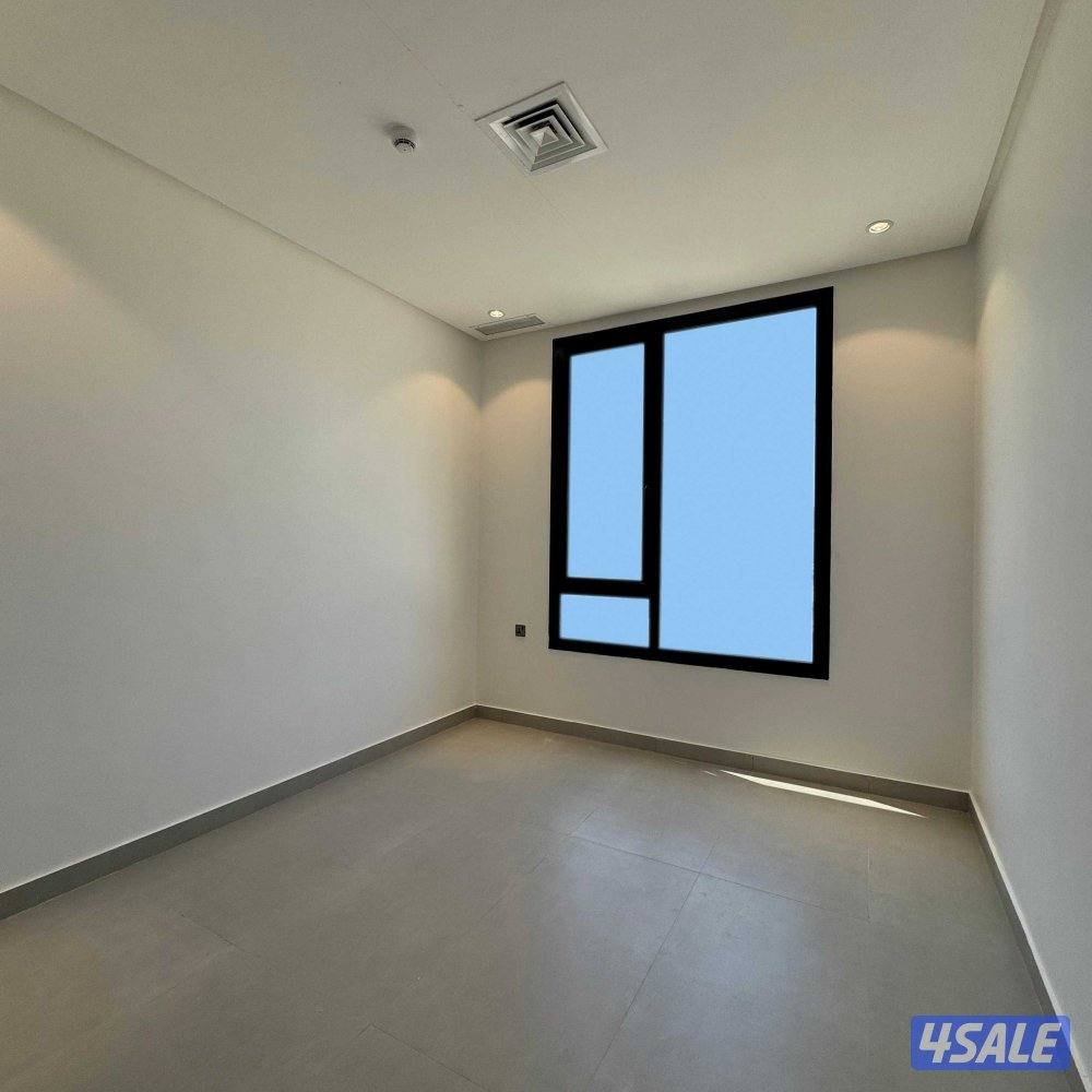 دور إستثماري أول مستأجر مع فترة سماح للإيجار في بنيد القار3