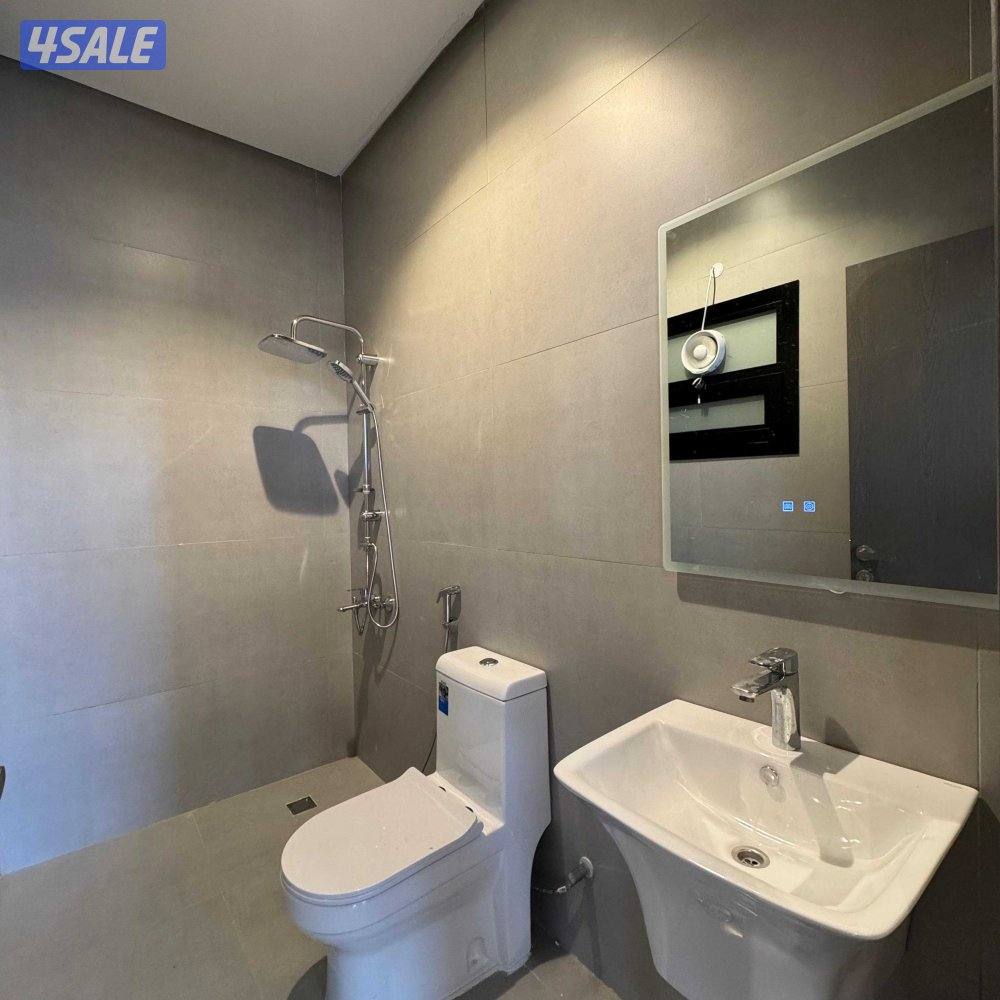 دور إستثماري أول مستأجر مع فترة سماح للإيجار في بنيد القار9