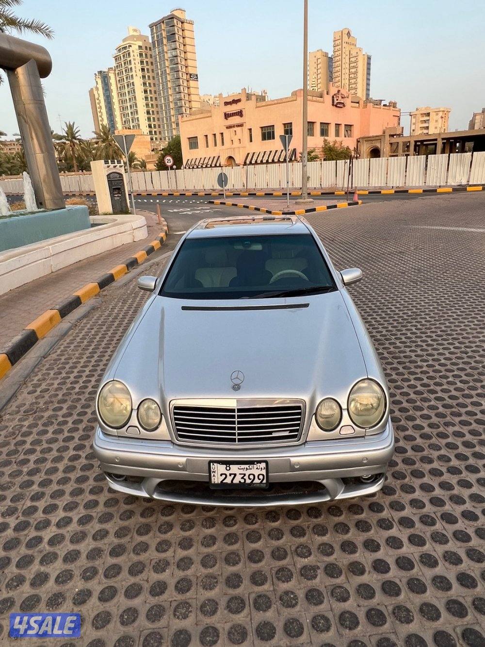 للبيع مرسيدس E55AMG موديل 19988
