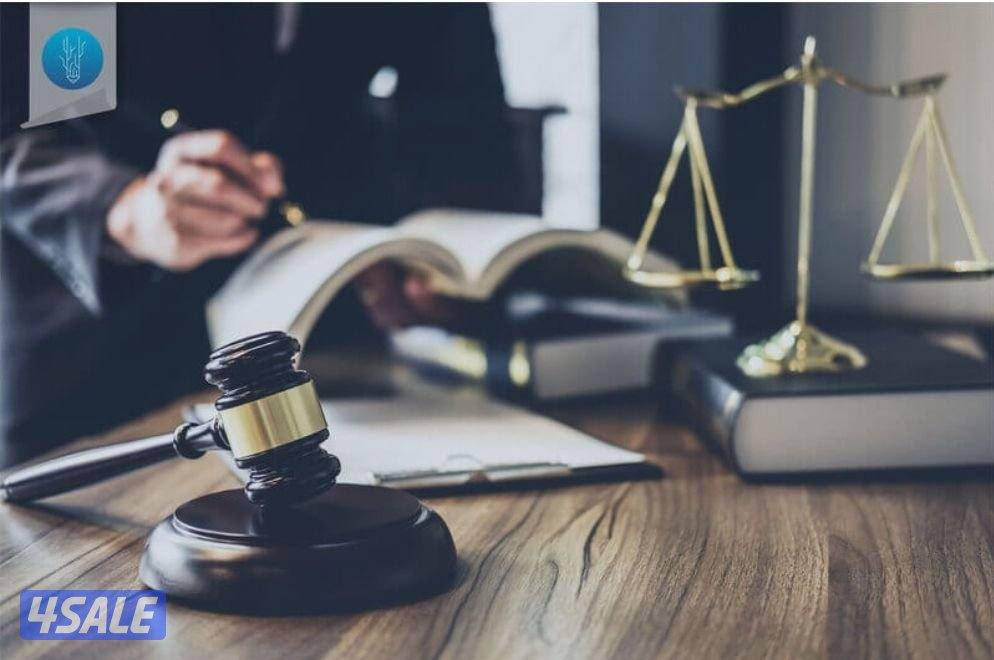 مستشار قانوني يطلب عمل0