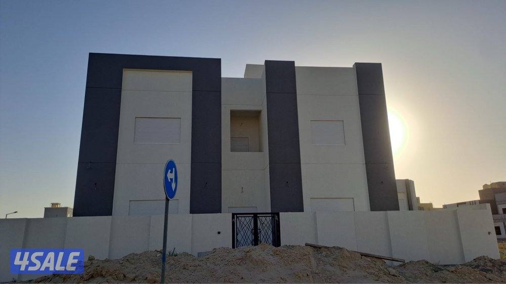 للبيع بيت شيخ ثلاث شوارع سوبر ديلوكس تشطيب ابيات جديد على سوم2