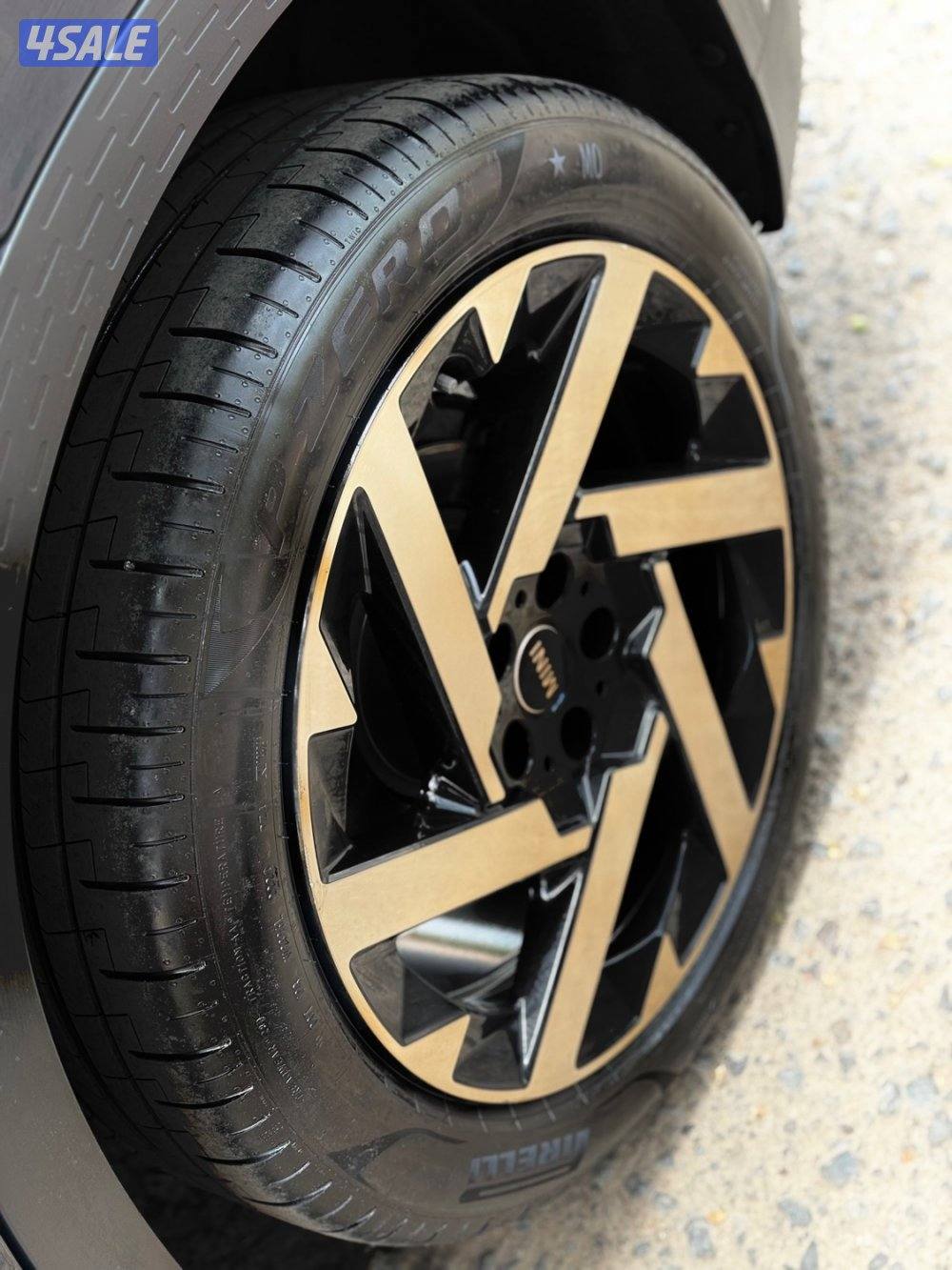 ميني كنتري مان موديل 2025 عداد 6 الدرجة الأولى  الغانم صبغ وكالة14