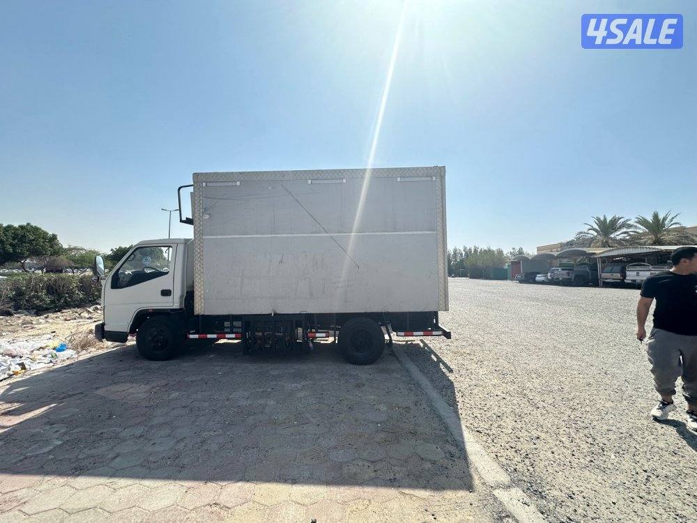 للبيع بقاله متنقله مع رخصتها والتحويل2