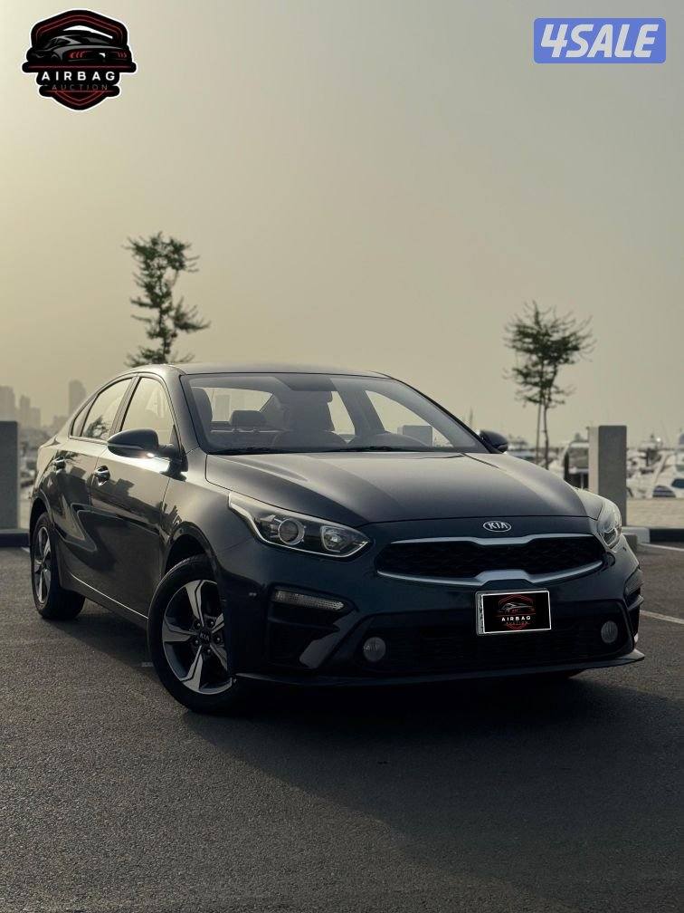 كيا سيراتو موديل 2021 عداد 90 الف 
ماكينه 1600cc
صبغ الوكاله3