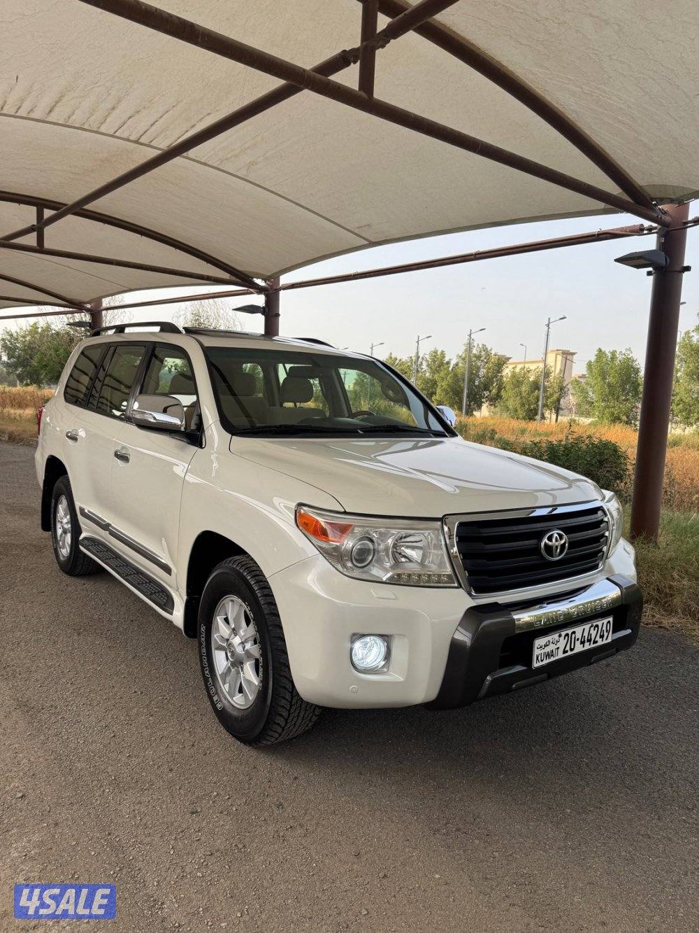لاندكروزر GXR. V8. الساير بحاله ممتازه.2