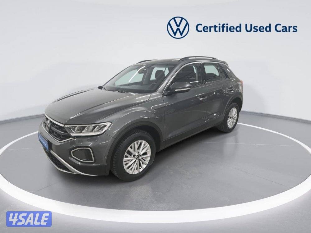 volkswagen T-Roc0