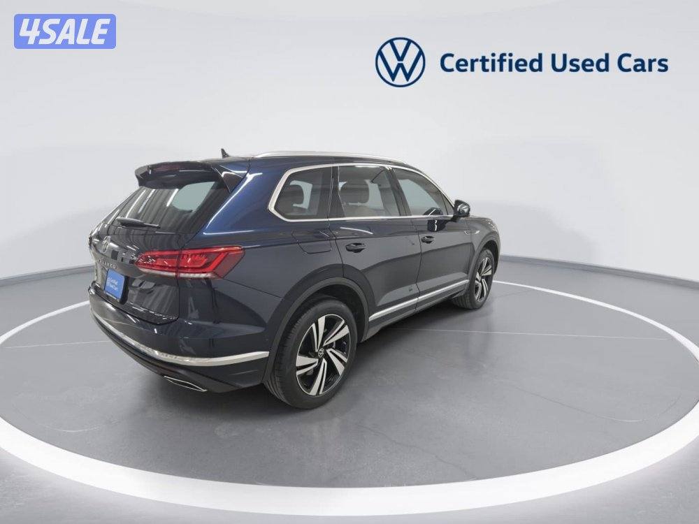 volkswagen Touareg8