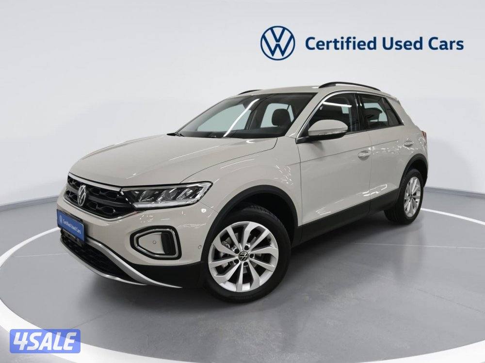 volkswagen T-Roc0