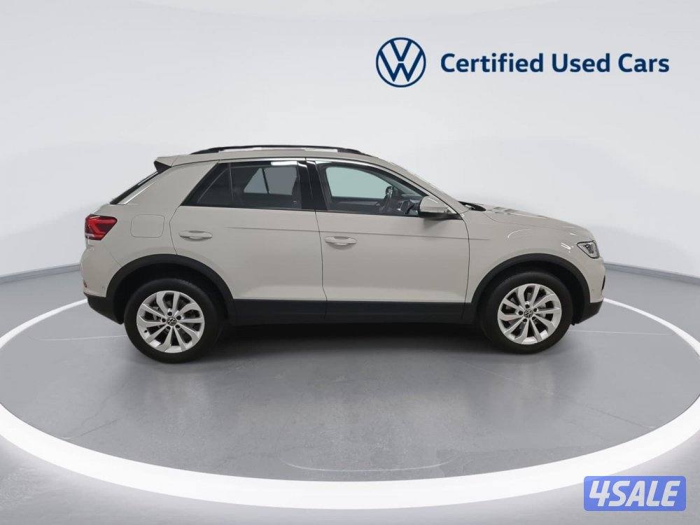 volkswagen T-Roc9