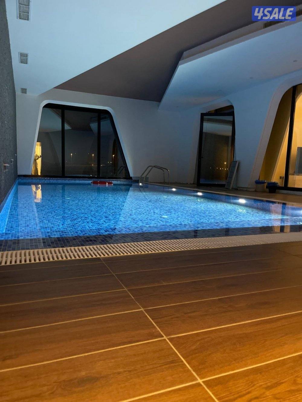 شاليه الخيران صف اول على الخور عوائل0