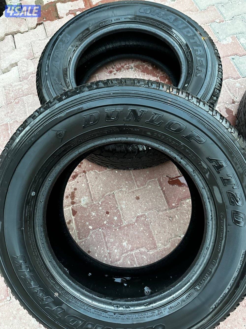 للبيع 4 رنقات وكاله للجيب رانقلر و 4 تواير دونلوب AT204