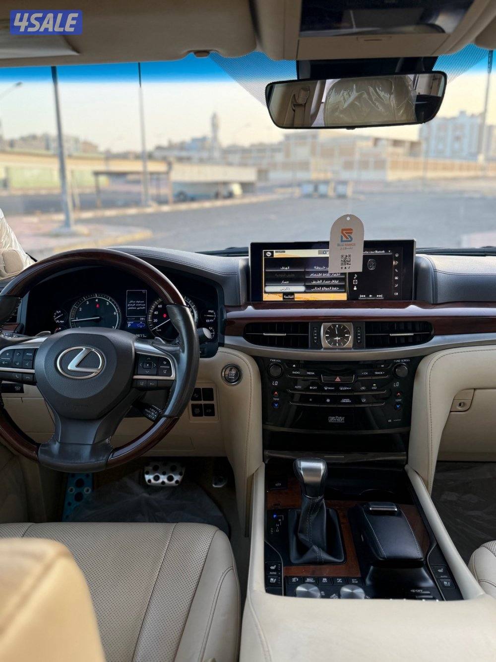 لكزسF سبورت كامل المواصفات سيرفس منتظم في الوكاله  شرط الفحص بلكامل3