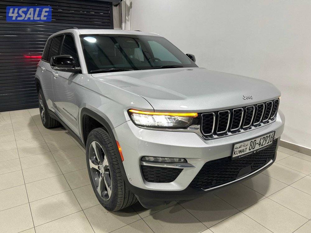 Jeep Grand Cherokee Limited3