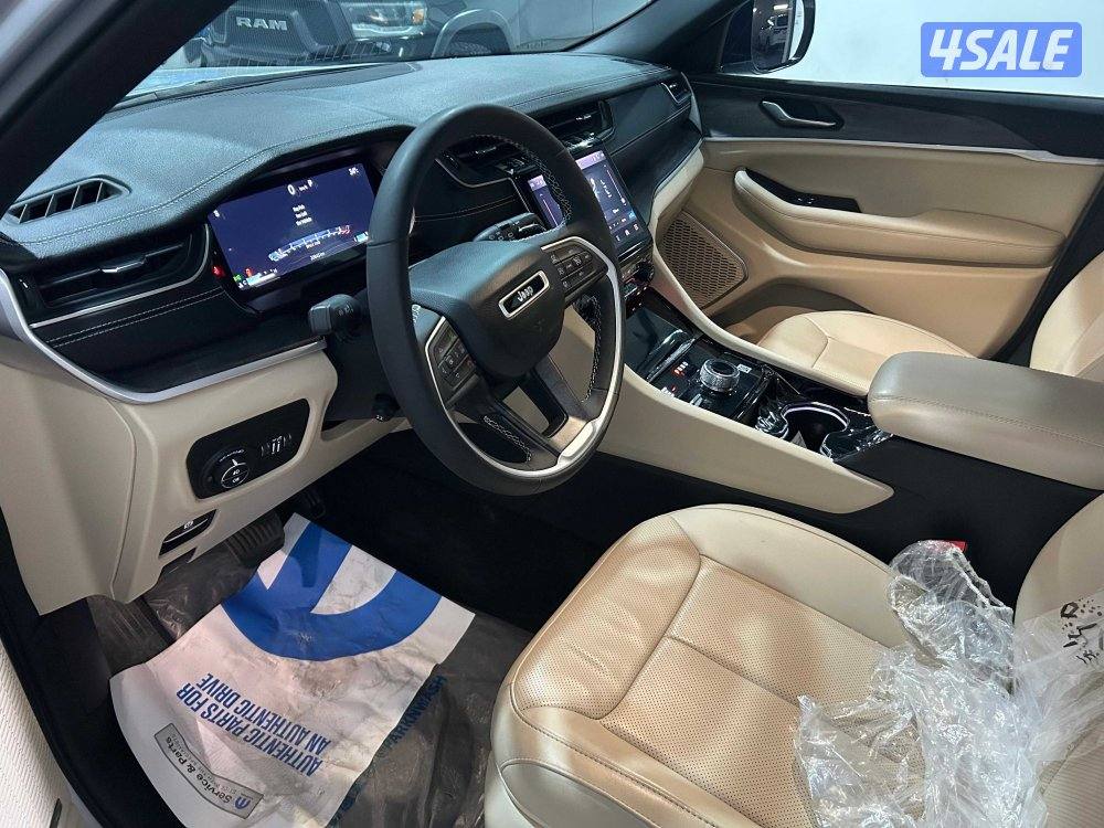 Jeep Grand Cherokee Limited6