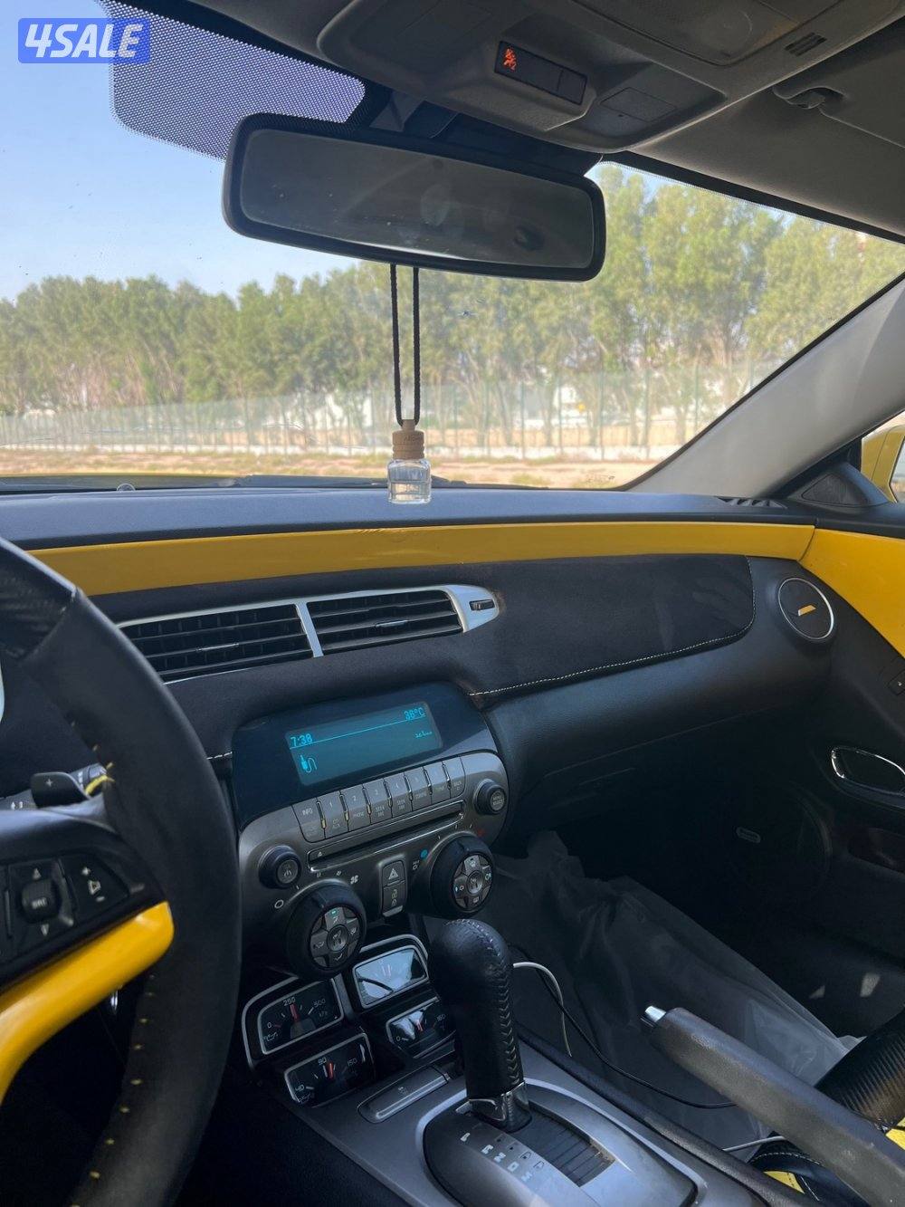 للبيع كمارو ss تماتيك محول zl1 اصلي ماشي ١٨٨ الف.12