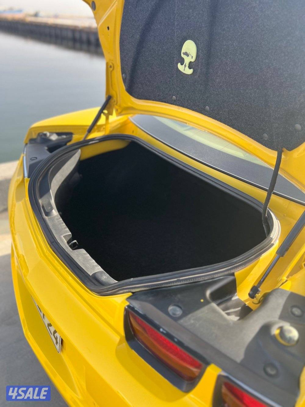 للبيع كمارو ss تماتيك محول zl1 اصلي ماشي ١٨٨ الف.15