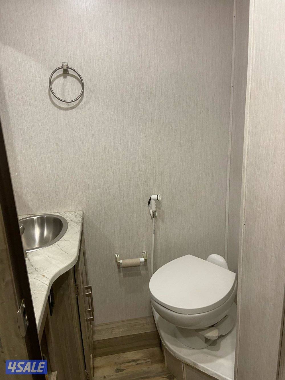 كرفان فورد4