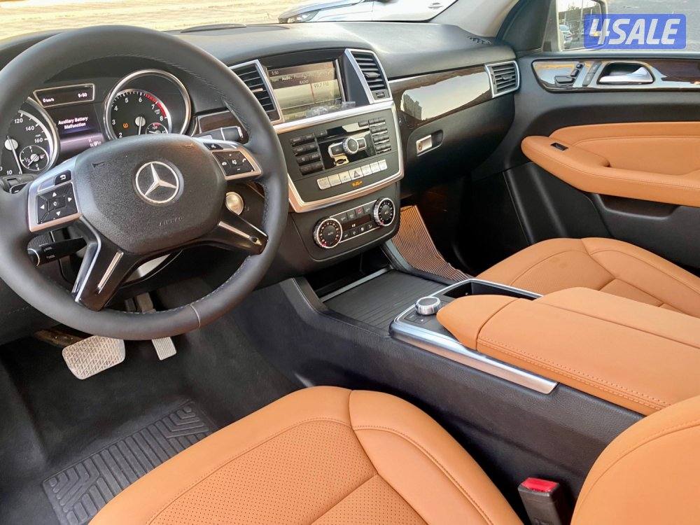 للبيع وممكن مع البدل جيبات مرسيدس10