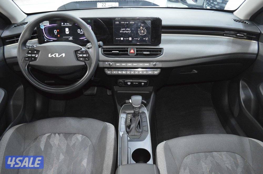 Kia K3 20248