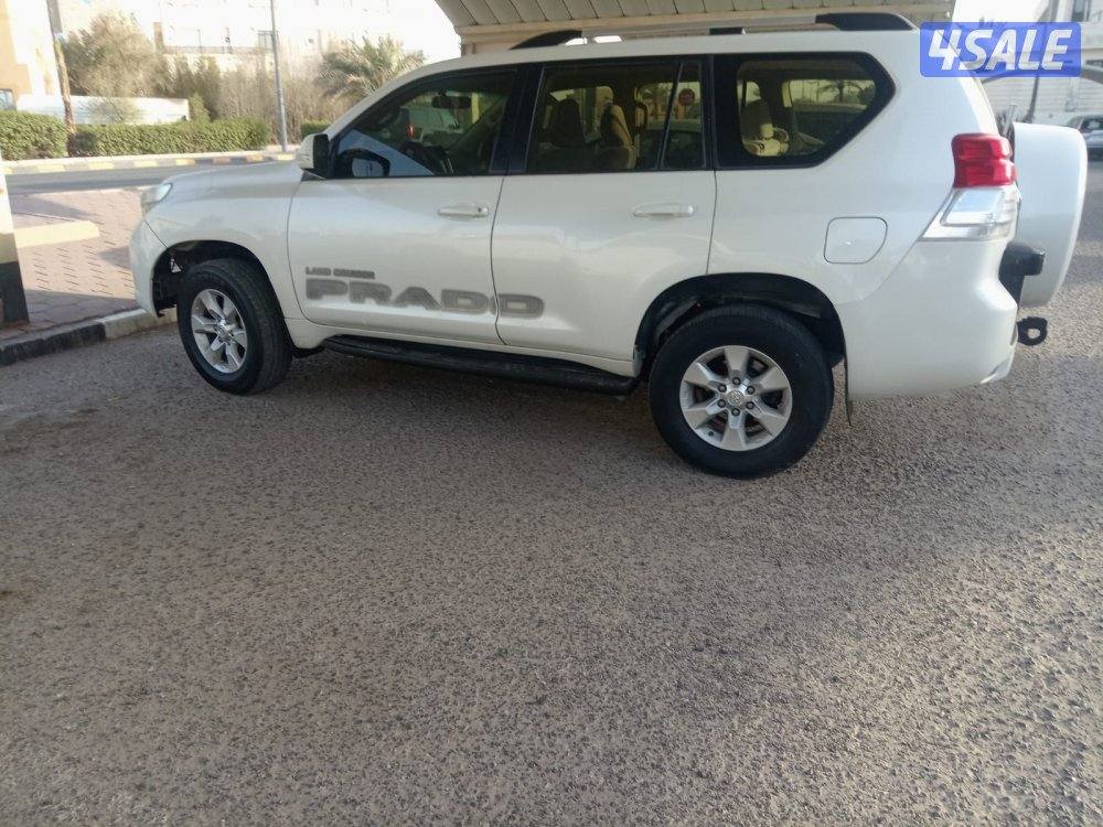 سيارة برادو ٢٠١١ بحاله ممتازه شرط الفحص1