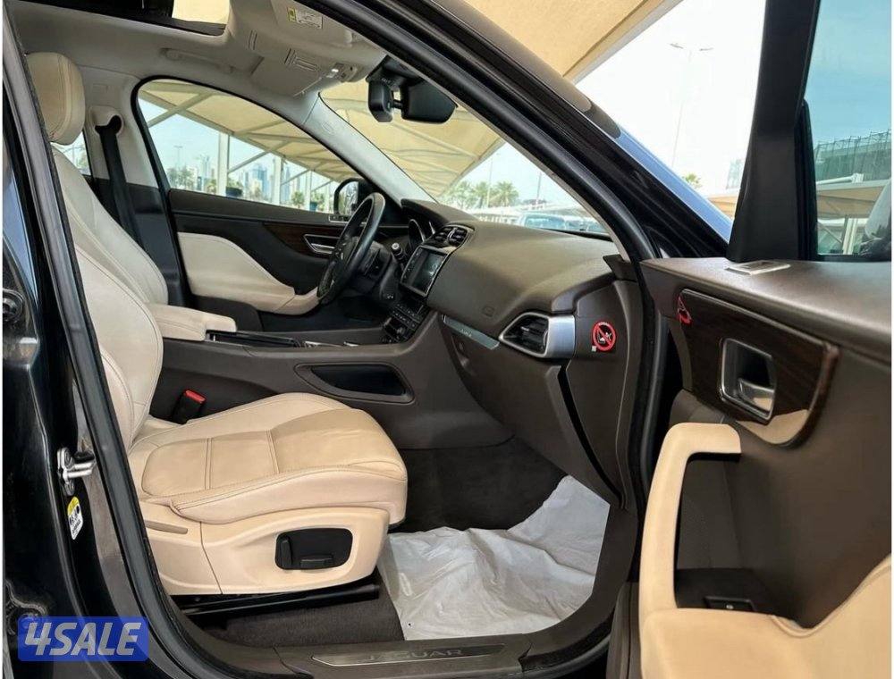 AWD 3.5T جيب جاكوار F-PACE8
