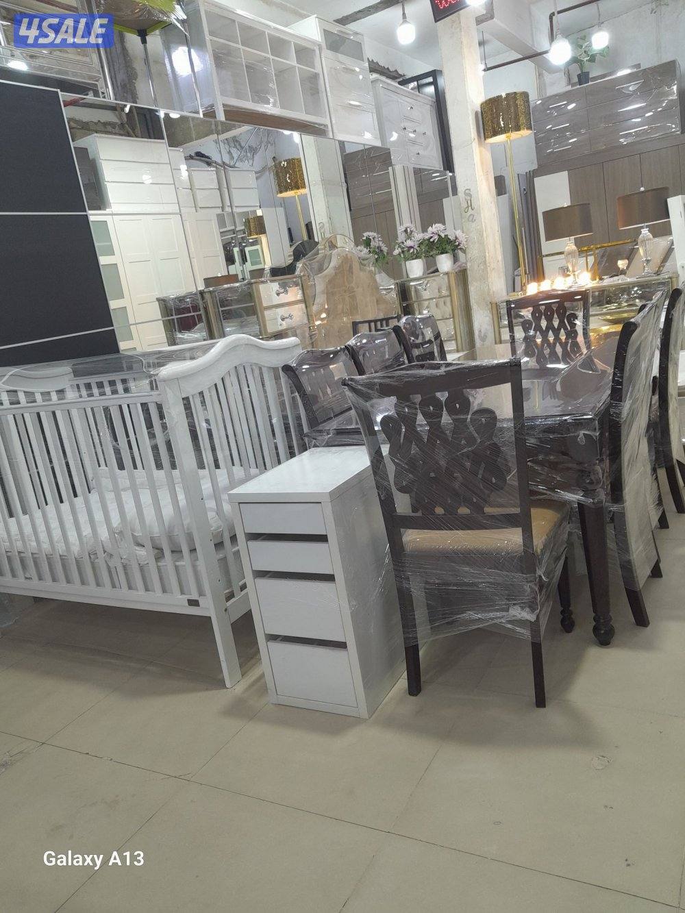 نشتري جميع الأثاث المستعمل والجديد والشقق الكامله والاجهزه الكهربائيه0