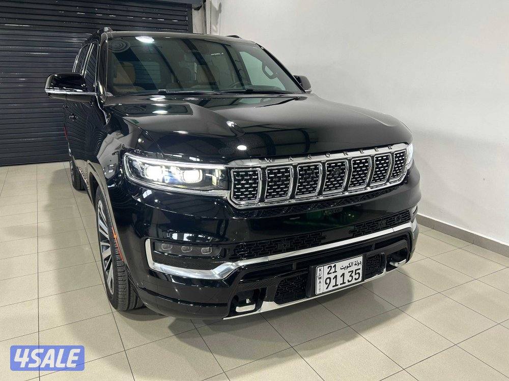 Jeep Grand Wagoneer Series III3